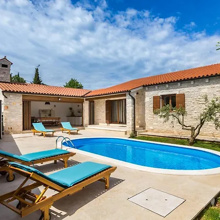 Vignola Tatil Evi Kavran