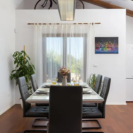 Vignola Ferienhaus *
